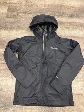 Columbia Black Omni‑Tech Waterproof Jacket